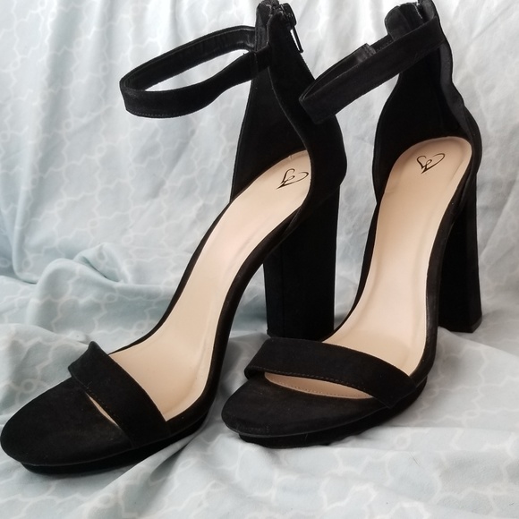 Black strappy suede heels size 9 - Picture 2 of 3